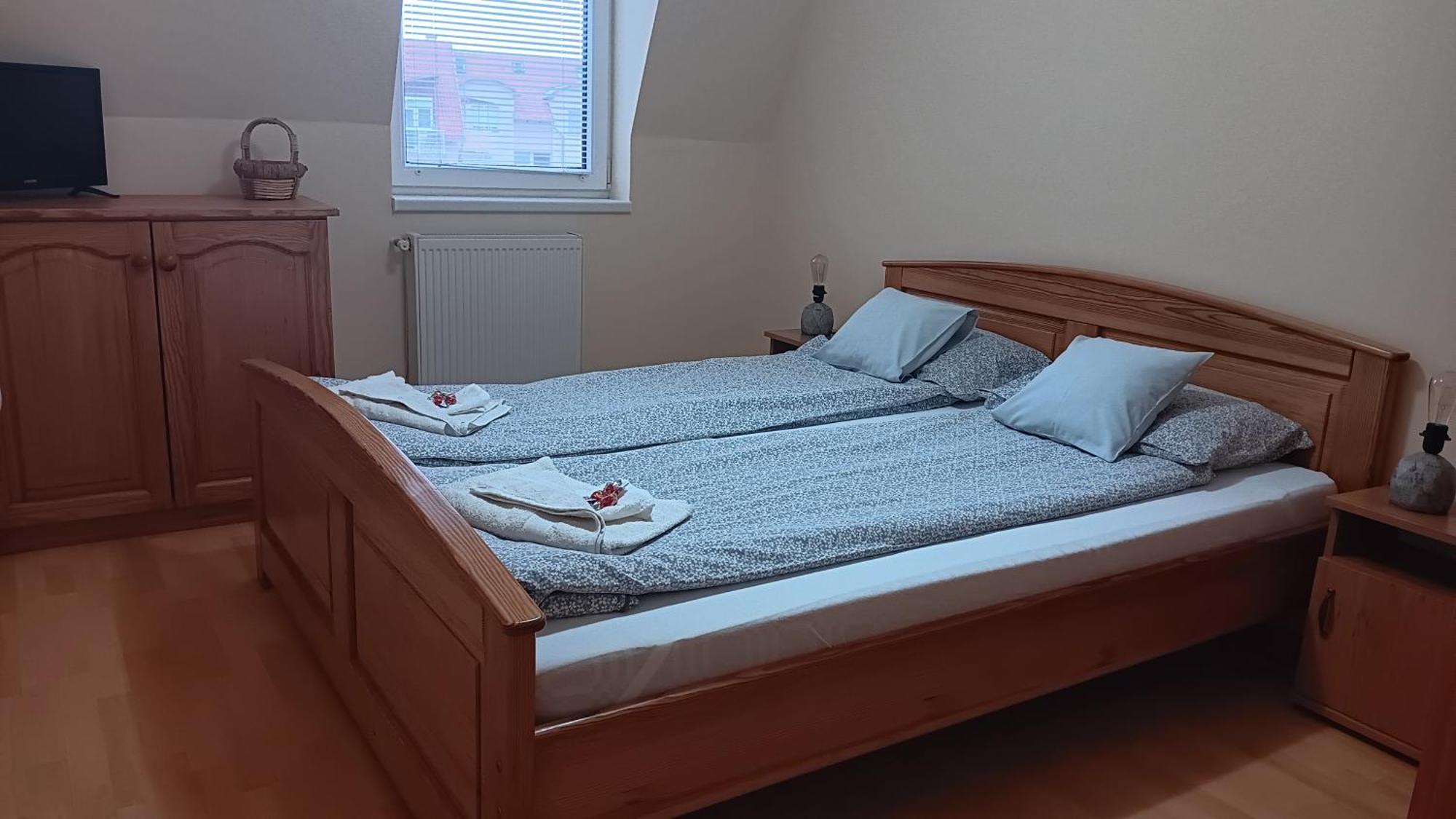 Laszlo Apartman - Hajdúszoboszló Exterior foto